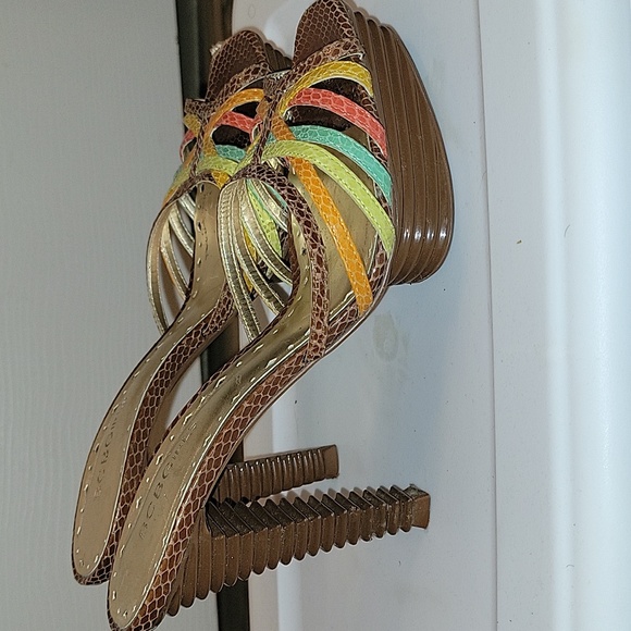 Bcbg Platform Multicolor Heels - Picture 8 of 10